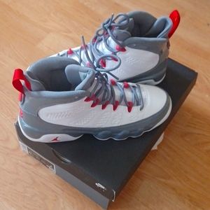 Nike Retro 9 sneakers